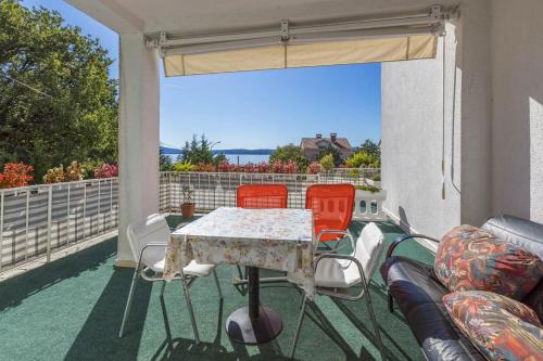 Studio with Terrace and Sea View image 2