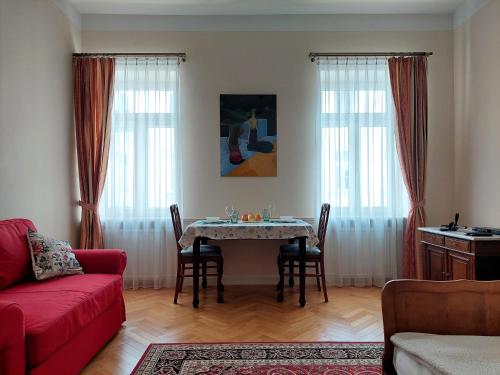 Apartamenty Metro Praga - image 10
