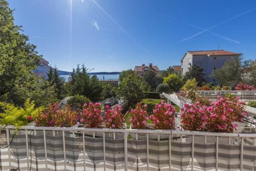 Studio with Terrace and Sea View image 1