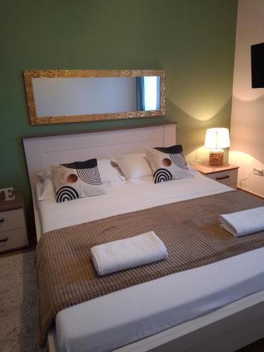 One-Bedroom Apartment with Terrace image 9