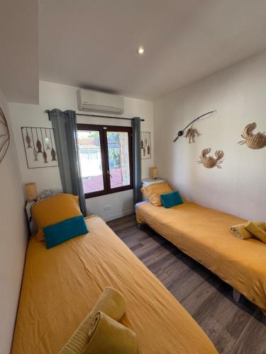 Pied dans l'O 2 chambres