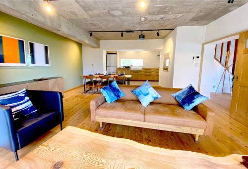 プライベート天然温泉 - 広々清潔 - 素敵な非日常! Private Hot Spring - Spotless Modern Japanese, Ito (fotografie 10)