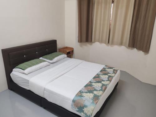 T&A JENJAROM HOMESTAY in Jenjarom