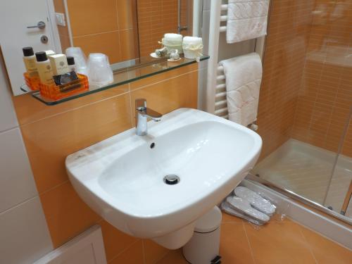 Pepe'Accommodation - image 11