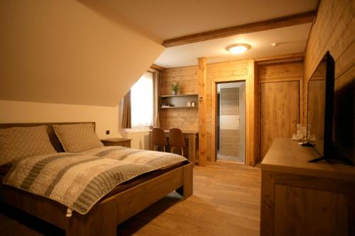 Apartmány s privátním wellness v Podkrkonoší (Apartmany s privatnim wellness v Podkrkonosi) in โนวา ปากา