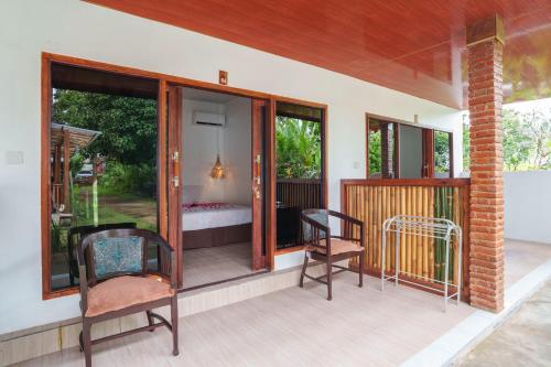 Anjani Larva Cottage - Homestay and Eatery in Senaru