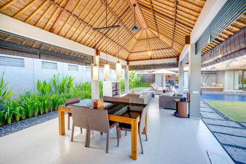 ヴィラ ジェラミ ホテル5