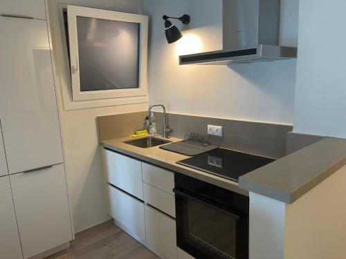 кухня, Blue Nights Apartments Eretria in Евбея