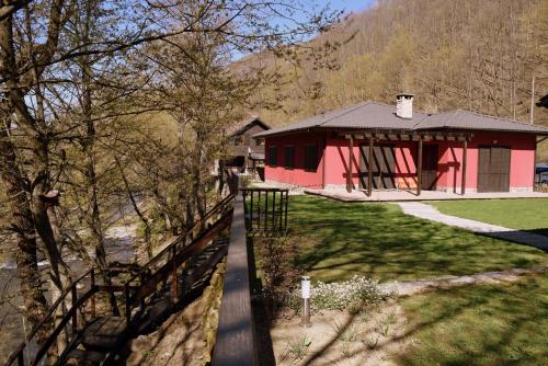 Boyana Vacation Houses - Cherni Vit