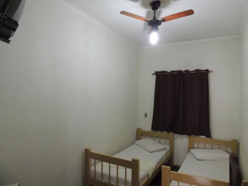 Double or Twin Room with Shared Bathroom image 2