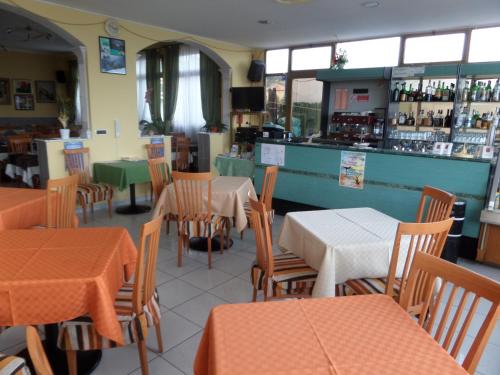 Hotel Lucerna - image 12