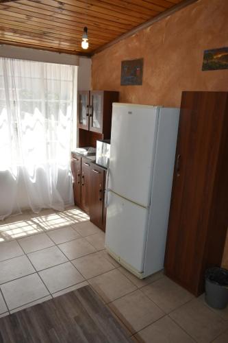 Hantam Kunskamer in คาลวิเนีย