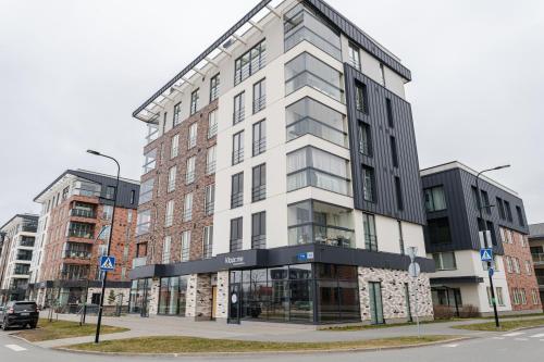 Exterior view, Modern apartment in the heart of Uus-Veerenni in Veerenni