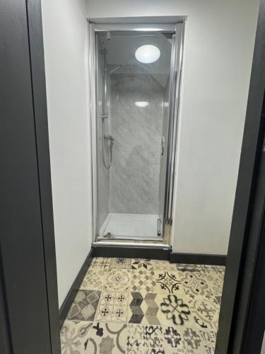 Gate Lodge - Private En-suite rooms, Kings Lynn, central location