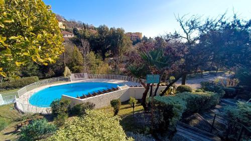 Unterkunft von außen, Joli 2 pièces parc piscine vue mer (Joli 2 pieces parc piscine vue mer) in Vence