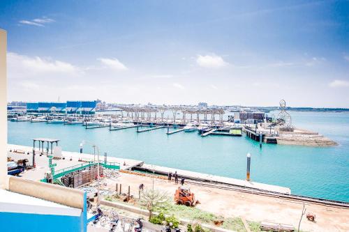 外部景觀, 澎湖臨海居會館｜電梯 (Sea Residences hall) in 澎湖縣