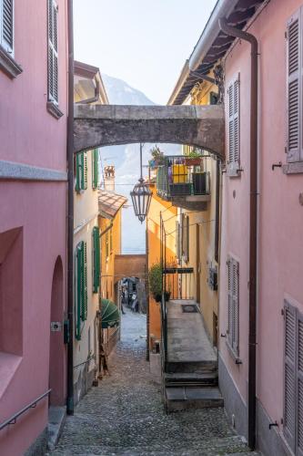 Exterior view, CHIAVE DI VOLTA Lovely Guesthouse with Terrace in Varenna