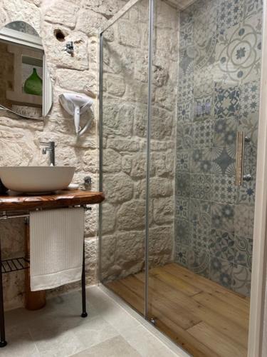 Suite & Spa La Petra in Ostuni