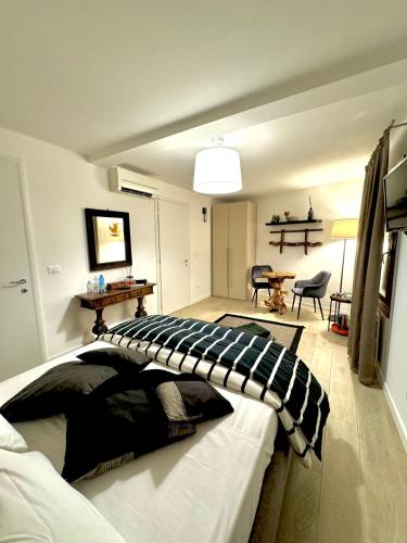B&B Fortuny