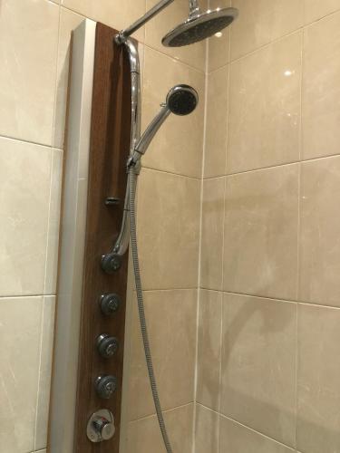 Appartement, deux chambres au pied du métro Montgomery