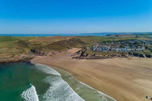 Exterior view, Mariners Lodge in Wadebridge