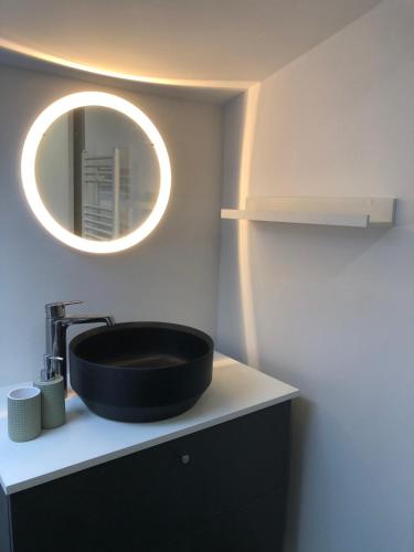 Absolute Charm 3 Bedroom 3 Bathroom with AC EU District