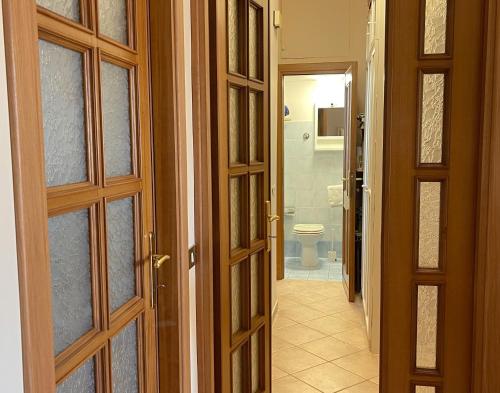 MARIA TERESA Apartment - Sophisticated Living and City Links - Quartiere TRIESTE, Rome (photo 10)