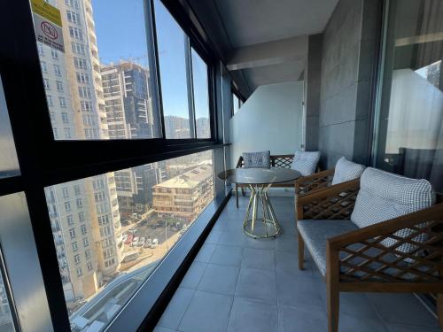 One-Bedroom Apartment with Sea View