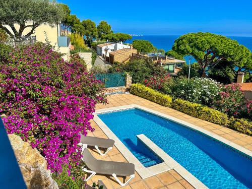 ROC BLAU - Villa con piscina y maravillosas vistas al mar