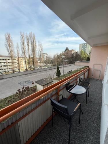 Modern apartment near City Center with easy transport access, Bratislava (Foto 8)