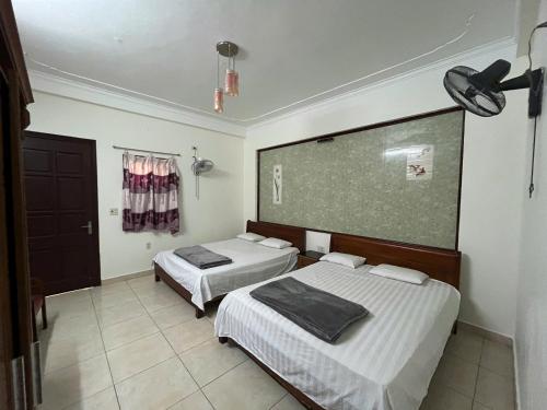 Hong Kong 2 Hotel Thai Binh City