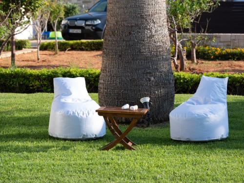 Villa - Beach Front image 6