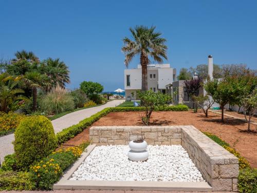 Villa - Beach Front image 5
