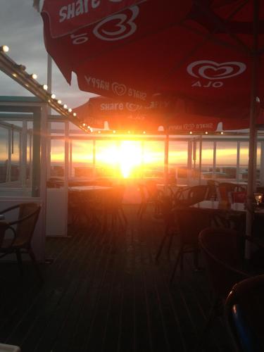 Beach Hotel Katwijk 4