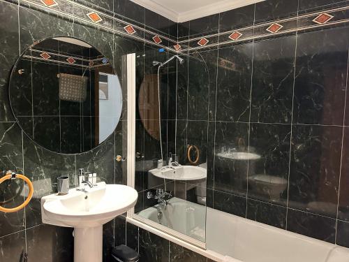 One-Bedroom Standard Apartment