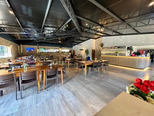 餐廳, Parque Hotel Manantial in 奧比里加兔