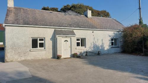 Exterior view, Mount Leinster Cottage in Bagenalstown