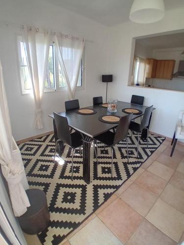 Little Villa in Chalkoutsi (Attiki)