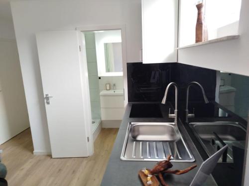 Kitchen, Design Apartment - Pure in Glauburg