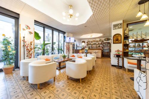 Hotel Cortina - image 14