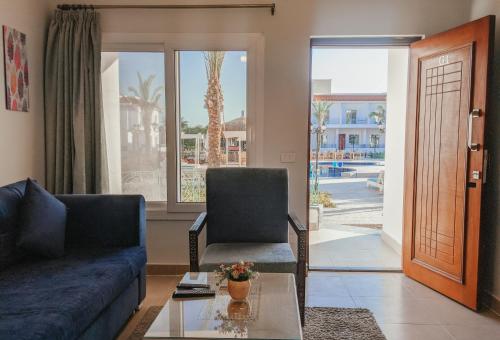 2 bedrooms, 4 beds