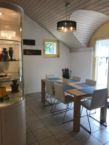 Oprema, Beautiful apartment in the center of Switzerland in Erstfeld