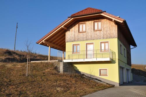 Ferienwohnung Mayrhofer in Wesenufer