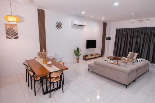 Taiping Bali Home 5R3B, 7mins-Tpg Lake Gardens Taiping Bali Home 5R3B, 7mins-Tpg Lake Gardens