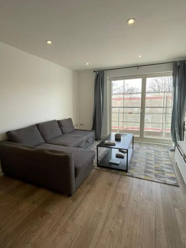 Modern Large Flat 1min to Stockwell Station with Skyscraper View, Londres (photo 8)