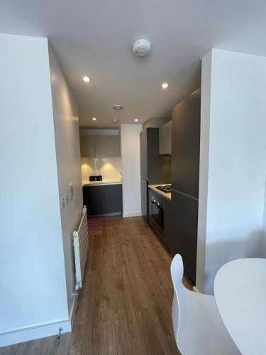 Modern Large Flat 1min to Stockwell Station with Skyscraper View, Londres (photo 10)