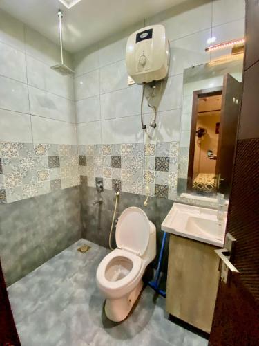 Furnished One Bed Appartments - image 2