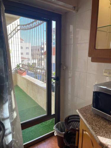 Stylish 3 Bedroom apartment in Amman - image 9