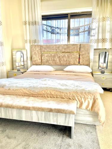 Stylish 3 Bedroom apartment in Amman - main image