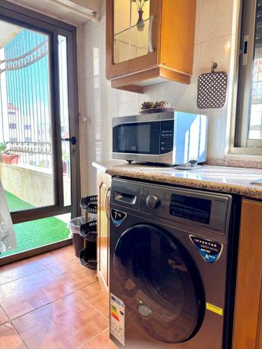 Stylish 3 Bedroom apartment in Amman - image 10